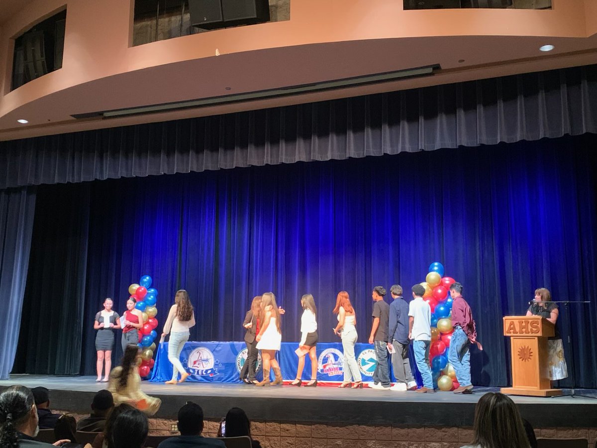 AHSLaw_Justice's tweet image. The first pinning ceremony for the P-TECH advanced academy represent a promising beginning for students pursuing careers in CJ and Ed . With strong support from Director Ortiz, Dr. Lozano and Ms. Ramirez, the future looks bright for these scholars!
#BlazerNation
#SISD