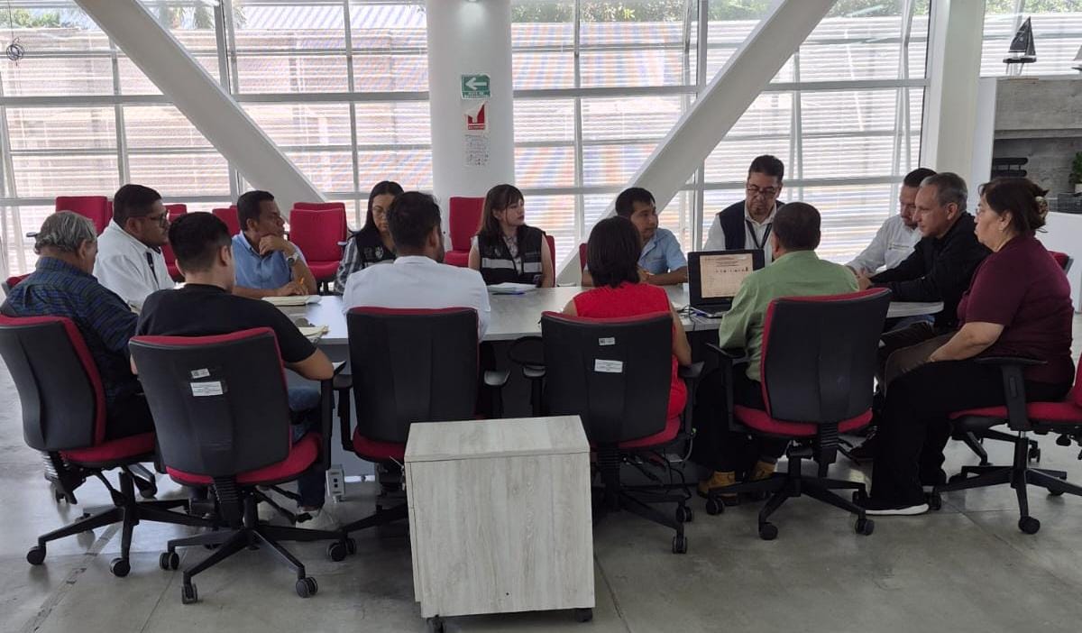 La COPRISEG llevó a cabo una reunión de trabajo con autoridades del municipio de Acapulco de Juárez, Gro., con el propósito de fortalecer las acciones de control sanitario de productos cárnicos libres de clembuterol en mataderos.
Nota completa en 👇🏻
facebook.com/share/p/1GBT8A…