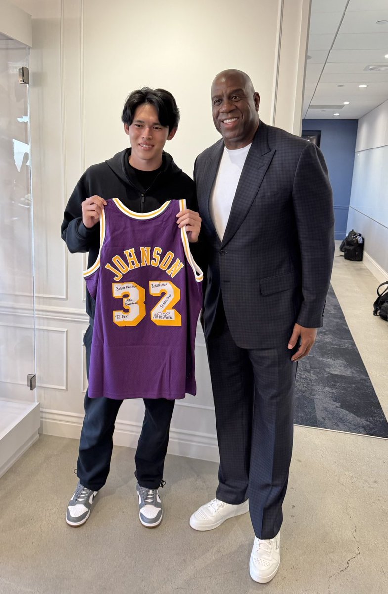 まさかマジックとロウキが2ショとは