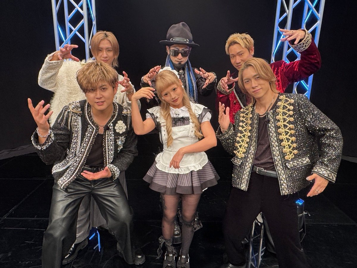 coolxcross's tweet photo. 次回の #クロスしようぜ！は…

初回ゲストとして登場した
世界的ダンサー #AIロリータ と再会🤖🫧

今回は、彼女がスゴイ！と認めた
フィンガーダンサー  #NARIDIGITZ も登場‼️

見えない操り糸で結ばれたような
マリオネット・ダンスにCool-Xが挑戦🕺✨ https://t.co/aElj4gV5A7