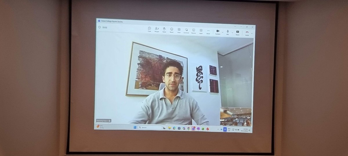 DCol_Economics's tweet image. Many thanks to Hemang from Agility Logistics for walking our students through the many connections between international shipping and economic theory