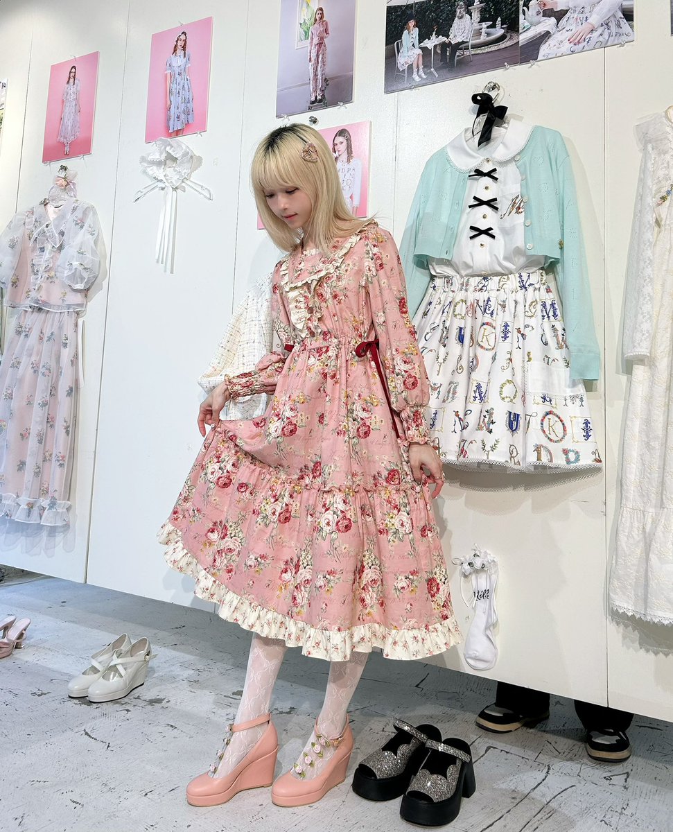 MILKさん展示会🕊️💐 薔薇、貴婦人、イニシャル柄‥💗 春物とっっても