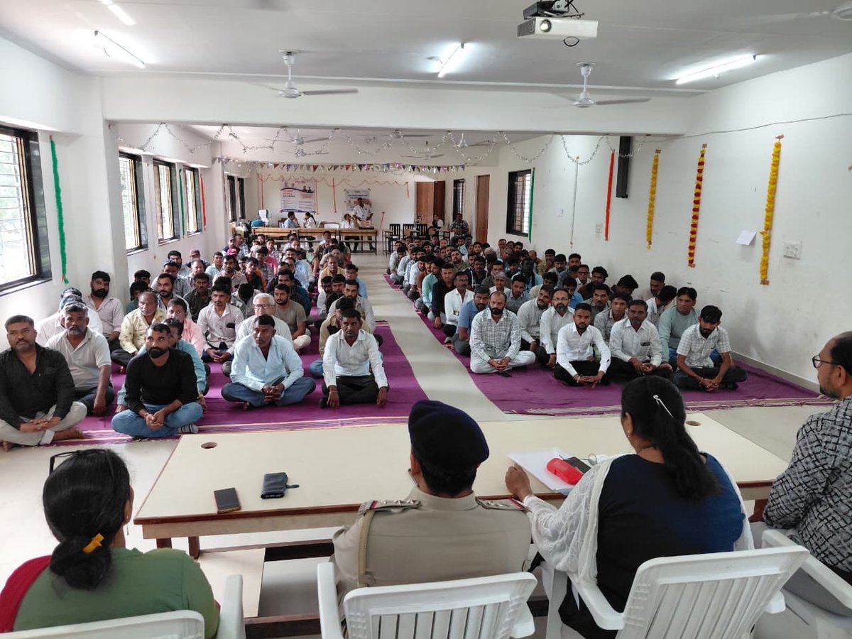 🚦 માર્ગ સુરક્ષા જાગૃતિ કાર્યક્રમ 🚴‍♂️
આજે માર્ગ સુરક્ષા અંગે જાગૃતિ ફેલાવવા માટે કાર્યક્રમ યોજાયો.
સલામત સફર – જીવનનો અહેસાસ.
ચાલો સૌ સાથે મળી “માર્ગ સુરક્ષા” ને આપણી રોજિંદી આદત બનાવીએ. 🛣️
#RoadSafety #માર્ગસુરક્ષા #RTO #SafeDriving