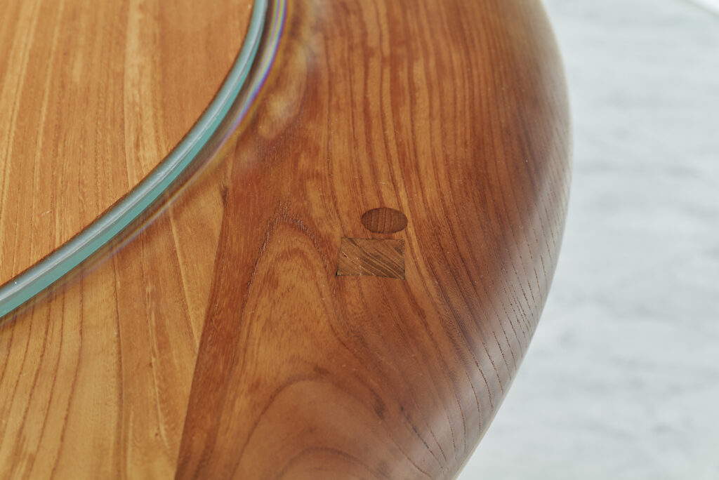 halo table    
ディティール

photo : yasuhiro takagi