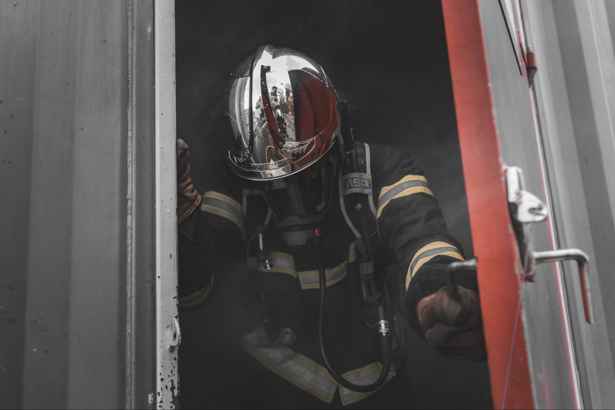 sdis68's tweet image. #jeudiphoto « Le véritable héroïsme consiste à persévérer malgré la peur. »🔥

Victor Hugo

📸H.DUVAL

#incendie #sdis #sapeurpompier #sapeurpompierdefrance #feu #sdis68 #pompiers68 #hautrhin #intervention