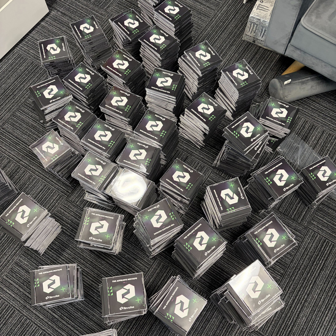 Revwise_'s tweet photo. We take ALL our projects very seriously💯👀

Strategy? Serious😎
Execution? Unhinged (in the best way) 💜💚
Listen? https://t.co/wsaUyBjFLg 🤩

#AffiliateMarketing #AffiliateAgency #RevWise #PerformanceMarketing #CompanyCulture #AgencyLife #PartnershipMarketing #DigitalMarketing https://t.co/uiR8st0RPd