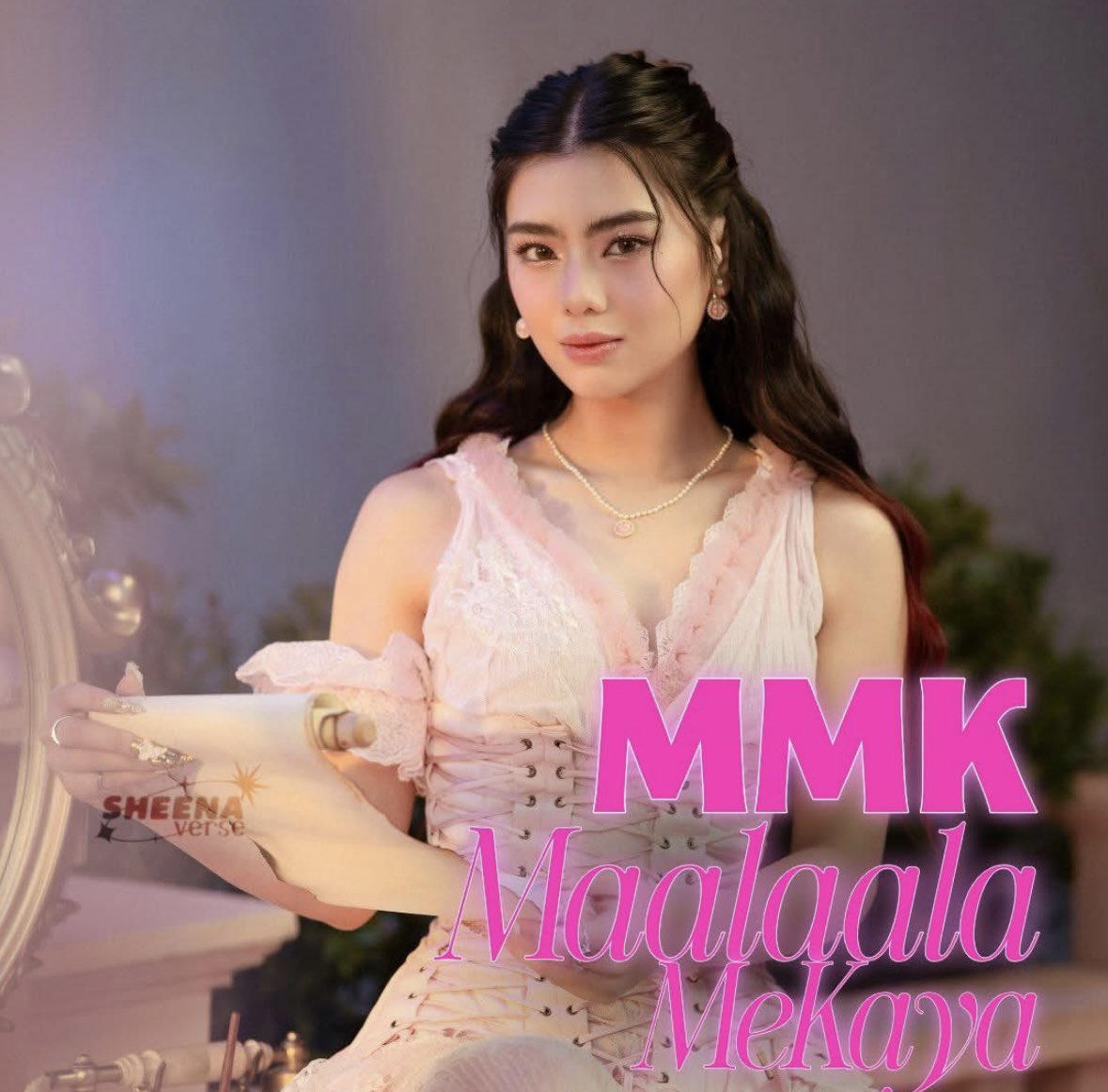 GIVEAWAY OF FREEBIES (4 Winners)

Includes: 
- 1 set of ATM
- 1 set of Duo’s
- Mekaya Elemental
- Mikha PC
- Mikha Front banner

* Must be following
* Just like and RT
* Comment your bias
* Random pick

Credits sa photo to the rightful owner.