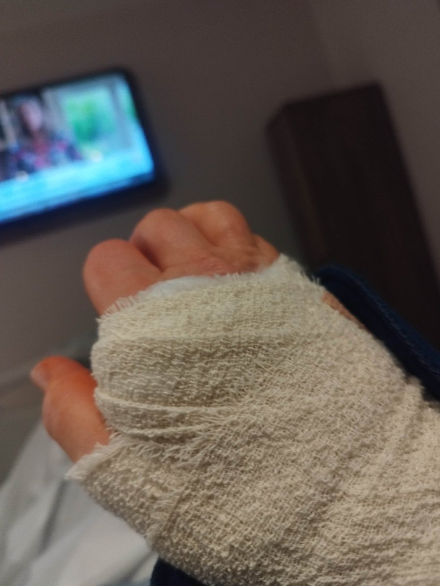 ❤️😬 my drawing hand