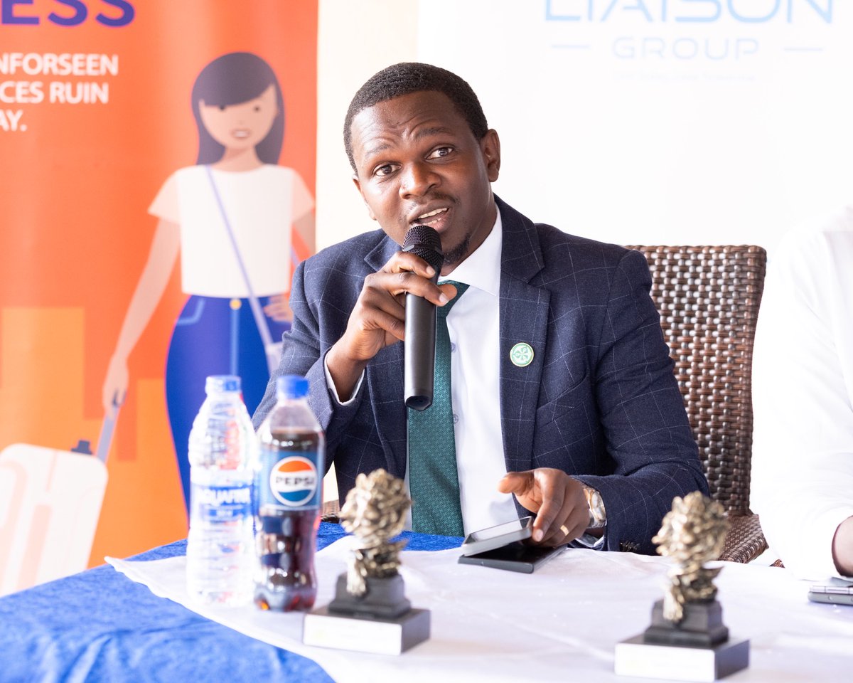 OldMutualUganda's tweet photo. Representing us is, @Johnmatugume Business Development Manager – Broking (General Insurance), greeted the audience with a message on the company’s commitment to sport and community. 

He noted that “We have always believed in the power of sports to build relationships, discipline, and resilience values that resonate deeply with our brand. We’re delighted to be part of this year’s Kinyara Sugar Golf Tournament and to support an event that brings together professionals, amateurs, and business leaders from across the country.”

#WeAreNowOldMutual