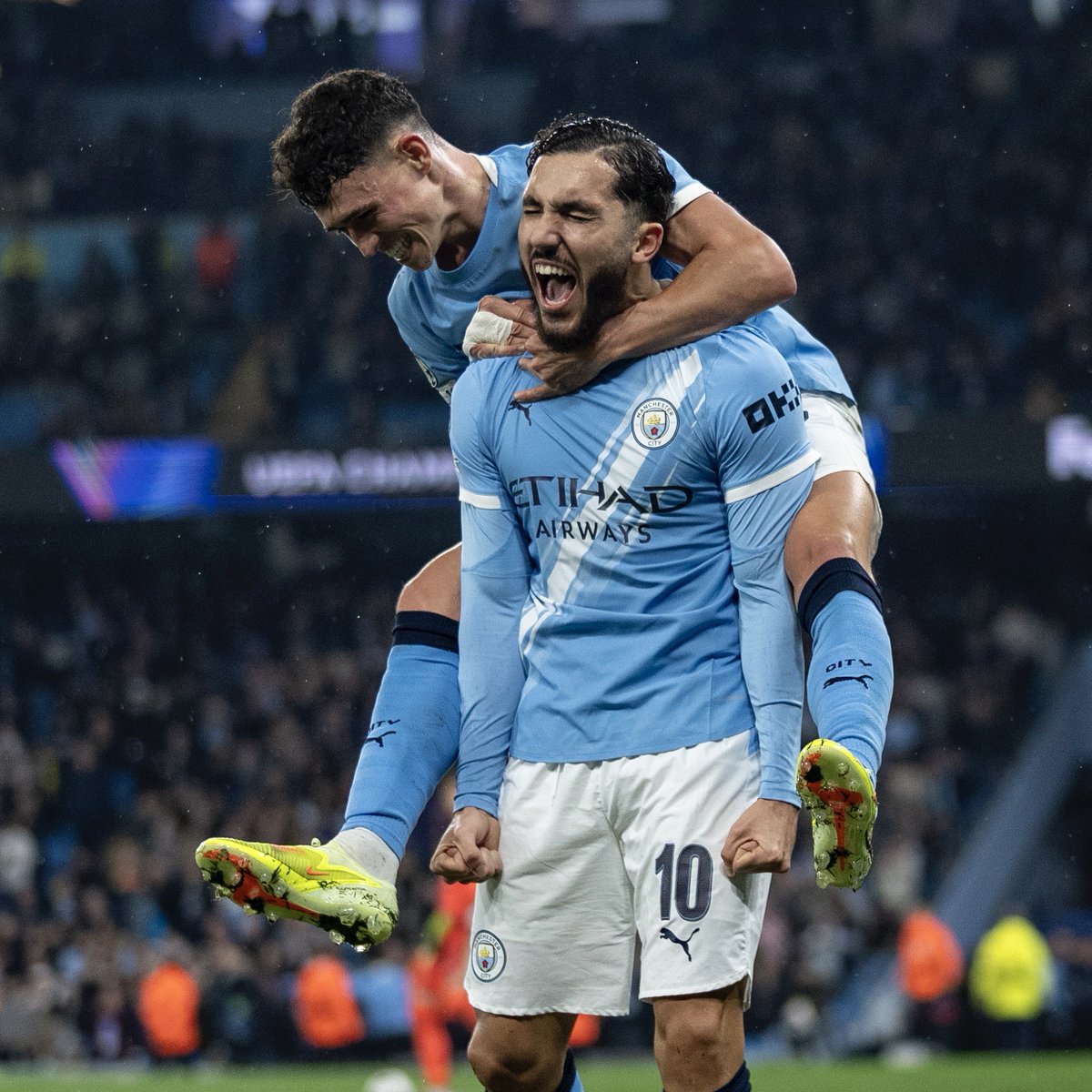 Phil Foden tweet media