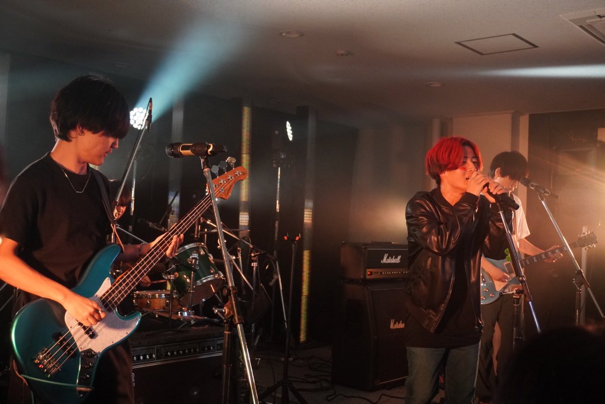 pbcm_tkbuniv's tweet image. 先日雙峰祭SPライブにお越しくださった皆さま、ありがとうございました🎸✨️
とても楽しいライブになりました！！
 #雙峰祭2025