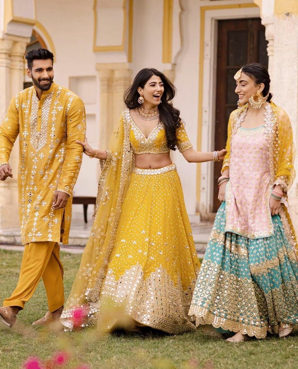 Your bridal shopping journey just got easier! 
Explore our latest feature — Top 13 Bridal Wear Shops in Mumbai — a curated list of Mumbai’s best  BRIDAL BOUTIQUES.
shopkhoj.com/top-13-bridal-…