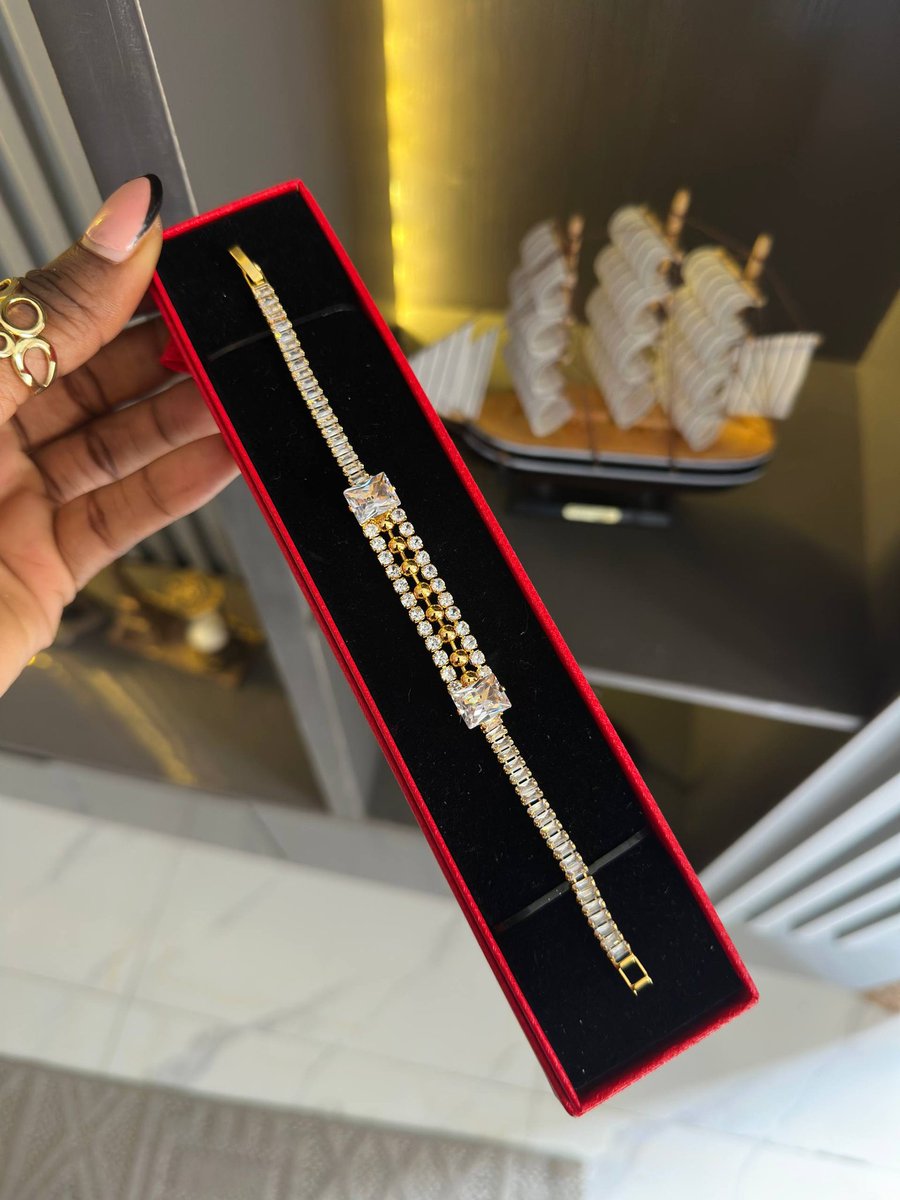 AccesoryGems's tweet image. Price:#4500 each
Send a dm to order 
Location:Lagos
Nationwide delivery 
Pls repost