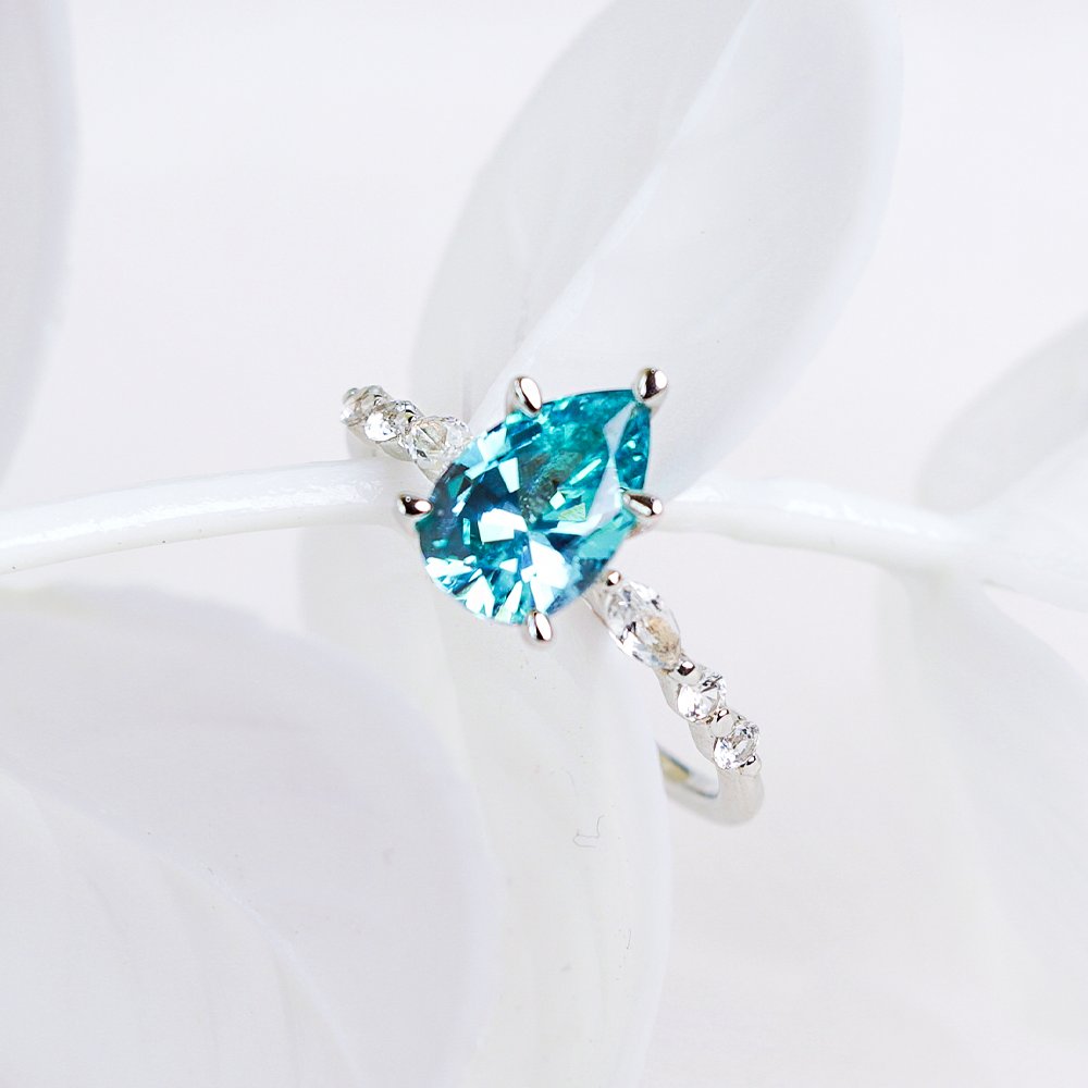 [#RT이벤트 #팔로우이벤트]
이쁜컬러로만 다 세팅해온 별빛페어반지 7종🌈✨
오늘부터 11월 16일까지 히리스 이벤트 페이지에서
첫공개 할인이벤트 오픈합니다!☺️
구경하러오세요🫶
hiris.co.kr/product/%EB%B3…

리트윗과 팔로우 해주신 분들에게 베르누이 오렌지 사파이어 페어컷 6x9mm 하나를