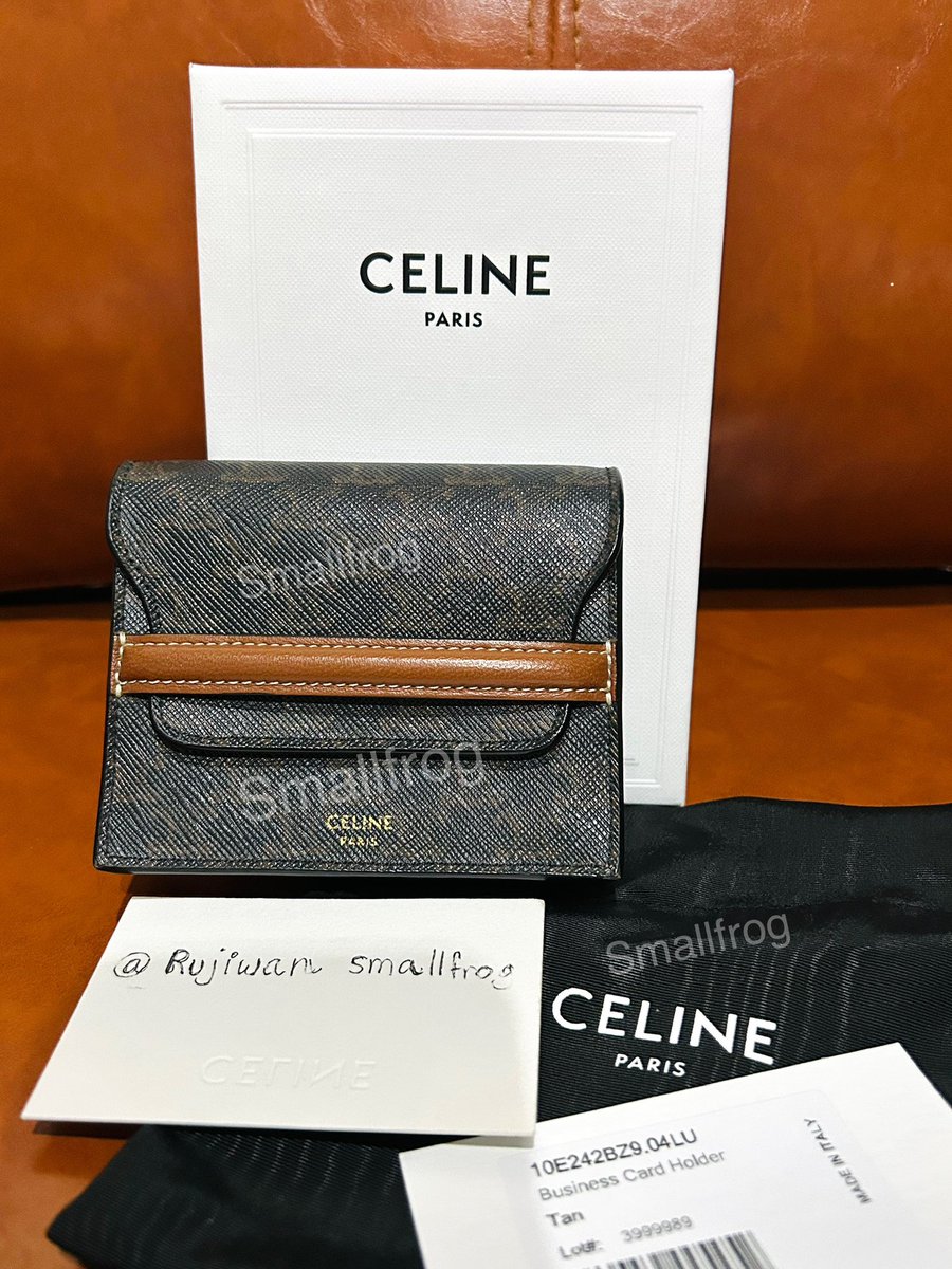 smallfrog027's tweet image. ส่งต่อค่ะ ใช้น้อยค่ะ 
กระเป๋า Celine รุ่น Card Holder Triomphe canvas แบบ 2 ช่อง
ขนาด : 10.5 x 8x 2 ซม.
อฺปกรณ์ : กล่อง และ ถุงผ้า
⭐️ราคา :  10,800 บาท รวมส่ง
✨สนใจทัก DM ค่ะ 

#celineมือสอง #ส่งต่อceline #แบรนด์เนมมือสอง #แบรนด์เนมมือสองของแท้ #ส่งต่อแบรนด์เนม #ส่งต่อกระเป๋า