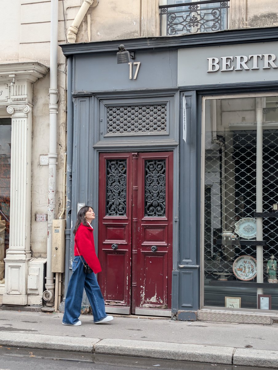 ANOTHERSKY_NTV's tweet image. 旅行先での移動は、ほとんどが歩きか電車だという #山下美月 さん🚶🚃💨

有名スポットはもちろん、
街角のカフェや石畳の小道まで、
どこを歩いても楽しいパリ💖

思いがけない出会いやハプニングも、
忘れられない旅の思い出になりますよね😌💭

@mizuki_staff 
#ANOTHERSKY #アナザースカイ