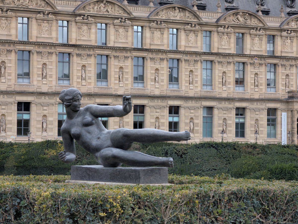 ANOTHERSKY_NTV's tweet image. 旅行先での移動は、ほとんどが歩きか電車だという #山下美月 さん🚶🚃💨

有名スポットはもちろん、
街角のカフェや石畳の小道まで、
どこを歩いても楽しいパリ💖

思いがけない出会いやハプニングも、
忘れられない旅の思い出になりますよね😌💭

@mizuki_staff 
#ANOTHERSKY #アナザースカイ