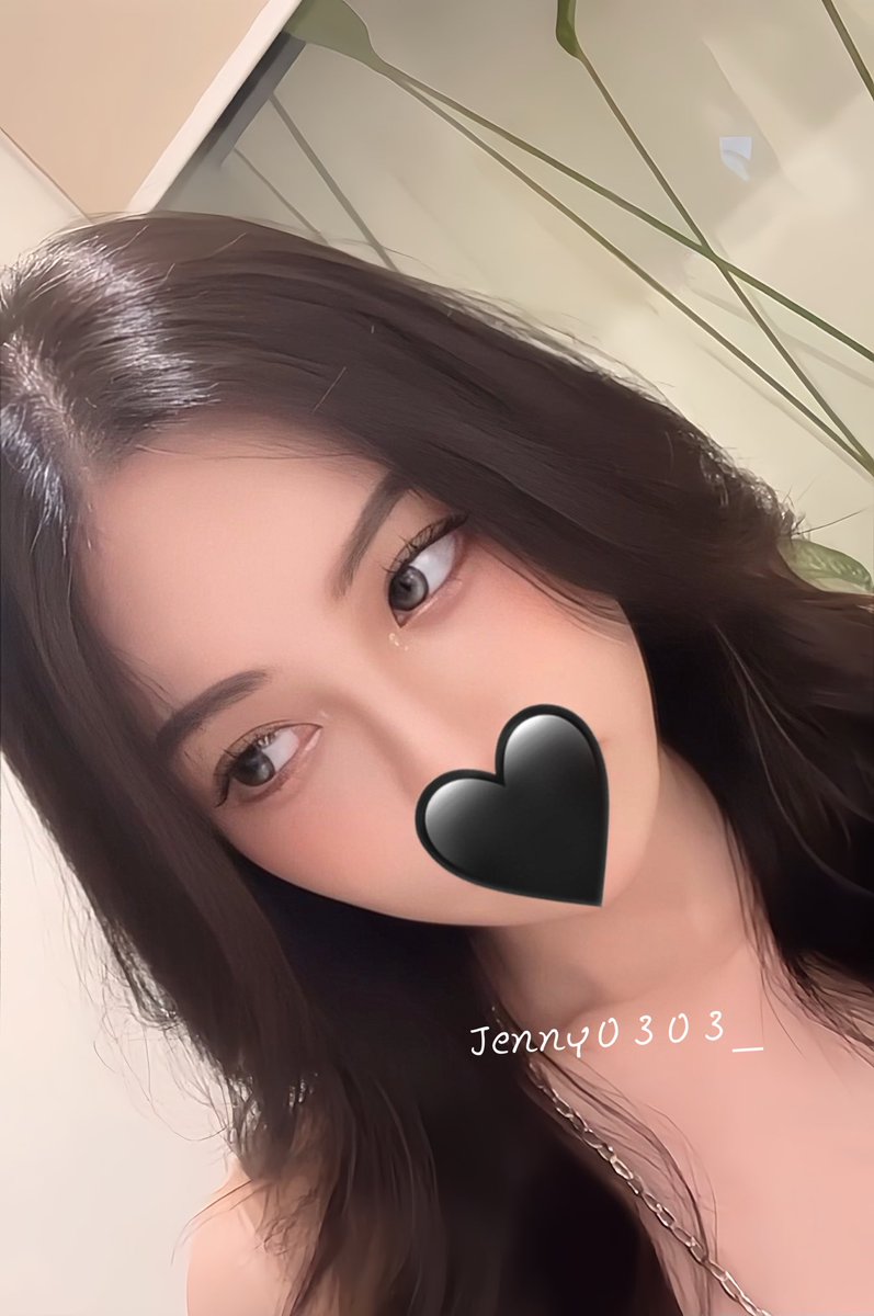 昨天喝醉今天醒來身上穿的是男生的四角褲
到底怎麼回事啦……我的內褲呢……….. https://t.co/vUvUy7chGM