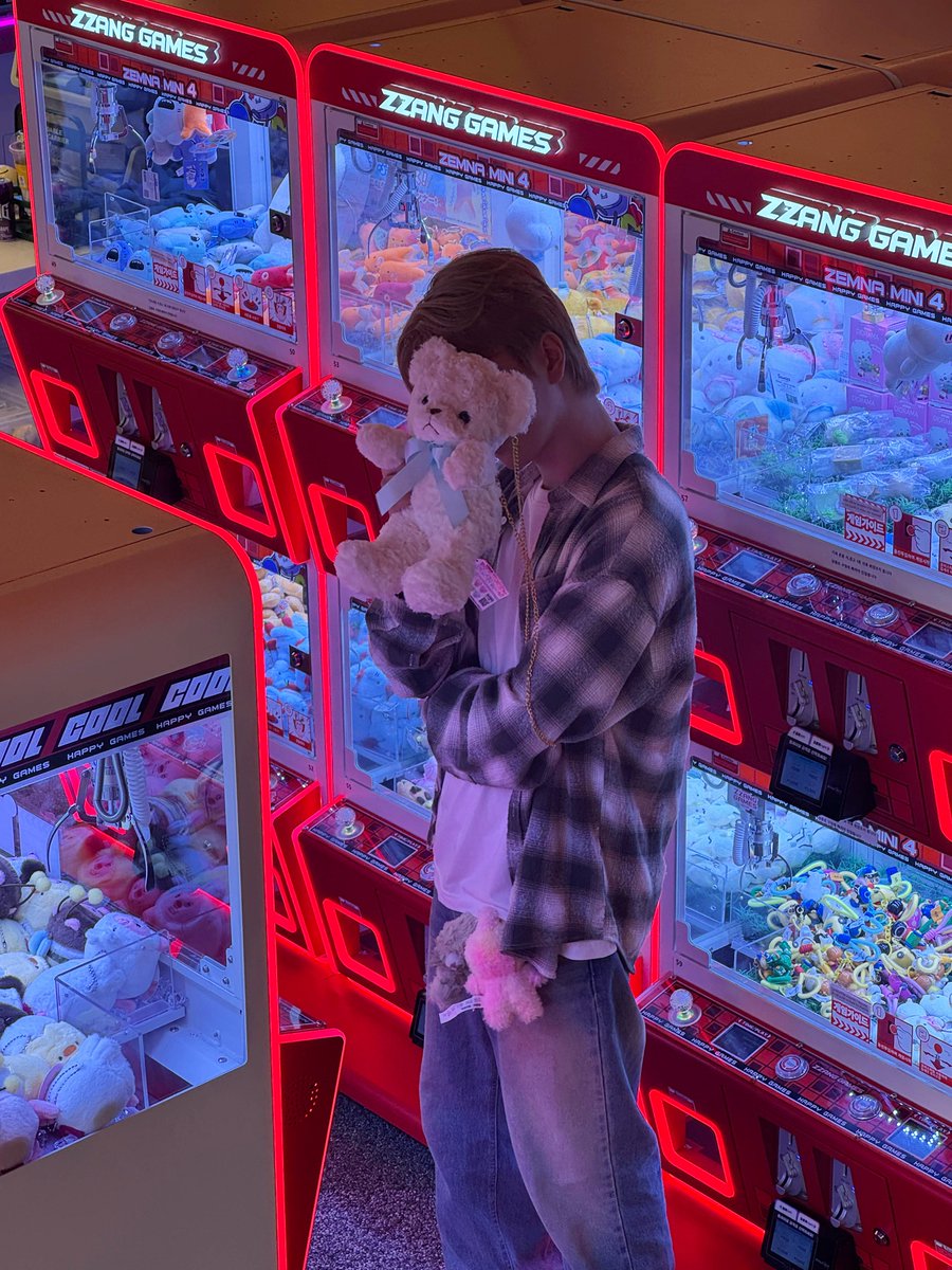 jflo_newkidd's tweet image. [뉴키드 #진권] 김응수의 마포대교 X 진권 
동갑내기 은수와의 하루🐻

#Newkidd #뉴키드 #Jinkwon #진권 #유튜브 #YOUTUBE #김응수의마포대교