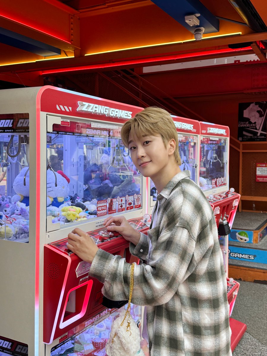 jflo_newkidd's tweet image. [뉴키드 #진권] 김응수의 마포대교 X 진권 
동갑내기 은수와의 하루🐻

#Newkidd #뉴키드 #Jinkwon #진권 #유튜브 #YOUTUBE #김응수의마포대교