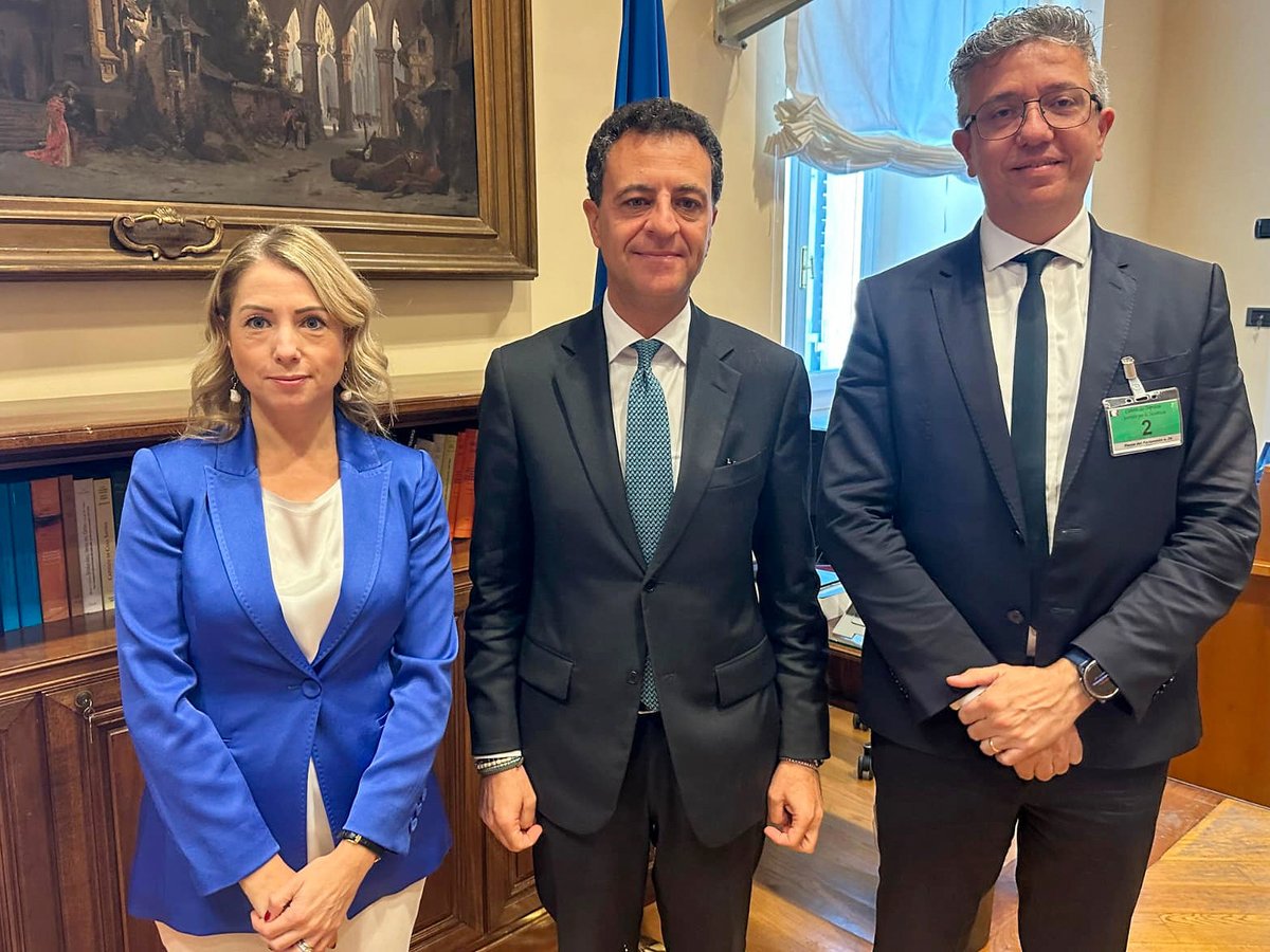 ❝L'Italia ha patrimonio unico di competenze accademiche e capacità industriali in comunicazioni quantistiche❞

Così Alessandra Michelini, Presidente &amp; AD #Telsy, in Commissione Difesa <a href="/Montecitorio/">Camera dei deputati</a>.

Fondamentale azione coordinata Istituzioni-Industria per sfruttare vantaggio.