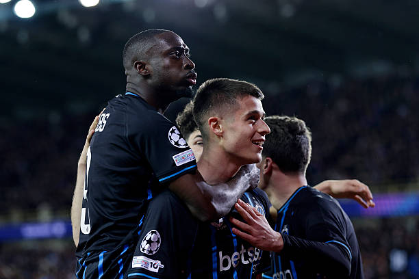 MichelFCBerix's tweet photo. #ClubBrugge speelde gisteren tegen FC Barcelona zijn 78e wedstrijd in de #UCL.
Daarmee heeft het nu RSC Anderlecht bijgehaald dat in dec 2017 zijn 78e UCL-match speelde (vs Celtic).
Club zal dus op 26 nov de status overnemen als vaandeldrager van België op het kampioenenbal. https://t.co/JG2YriCD3E