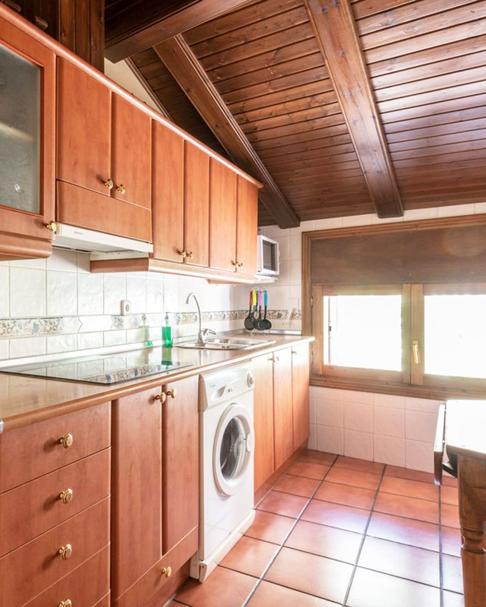 🌟 Descubre nuestros asociados: Casa Rural La Perdutera en #TorresDeAlbarracín 🏡
🏔️ En pleno corazón de la #SierraDeAlbarracín, esta acogedora casa rural de reciente construcción te espera para una estancia tranquila y confortable
👉 Más info: albarracinturismo.com/item/casa-la-p…