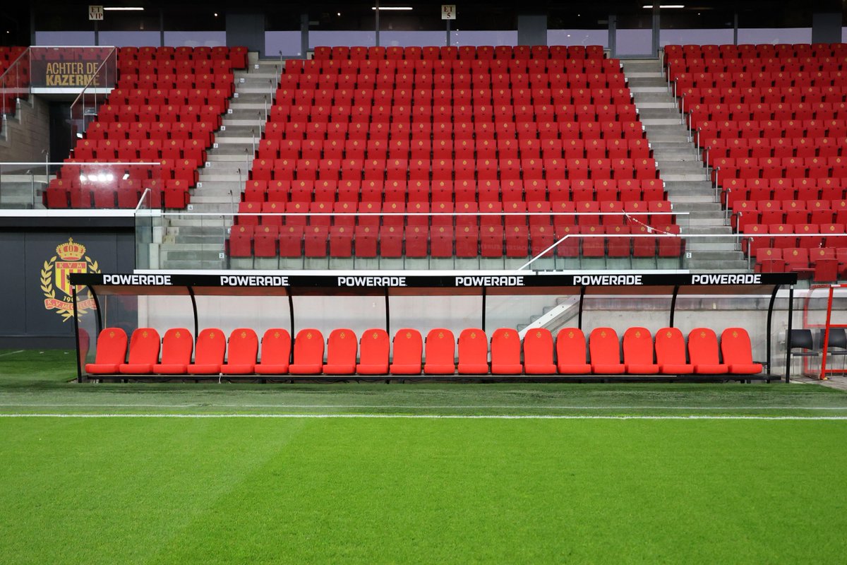 𝐋𝐮𝐱𝐞 𝐝𝐮𝐠 𝐨𝐮𝐭 𝐬𝐞𝐚𝐭𝐬 𝐯𝐨𝐨𝐫 𝐊𝐕 𝐌𝐞𝐜𝐡𝐞𝐥𝐞𝐧! 🔴🟡 

In de dug outs van “Achter de Kazerne” zitten spelers en staf voortaan warm en comfortabel dankzij stoelverwarming van <a href="/sitandheat/">Sit & Heat</a> ❄🔥 

#KVM | #Malinwa | #Voetbalbeleving