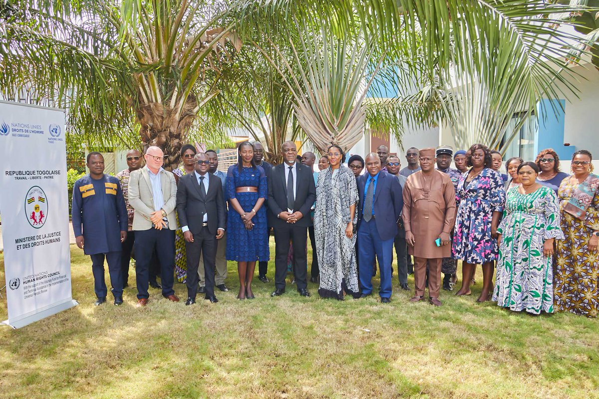 UN_Togo's tweet image. SE Me @PYAdjourouvi, ministre @MJDH_TG a lancé avec @CoumbaDSow et @ONU_Droits_BRAO les travaux de formation des membres de la Commission Interministérielle de Rédaction des Rapports et de suivi des Recommandations sur la Protection des #DroitsHumains.

#ODD16