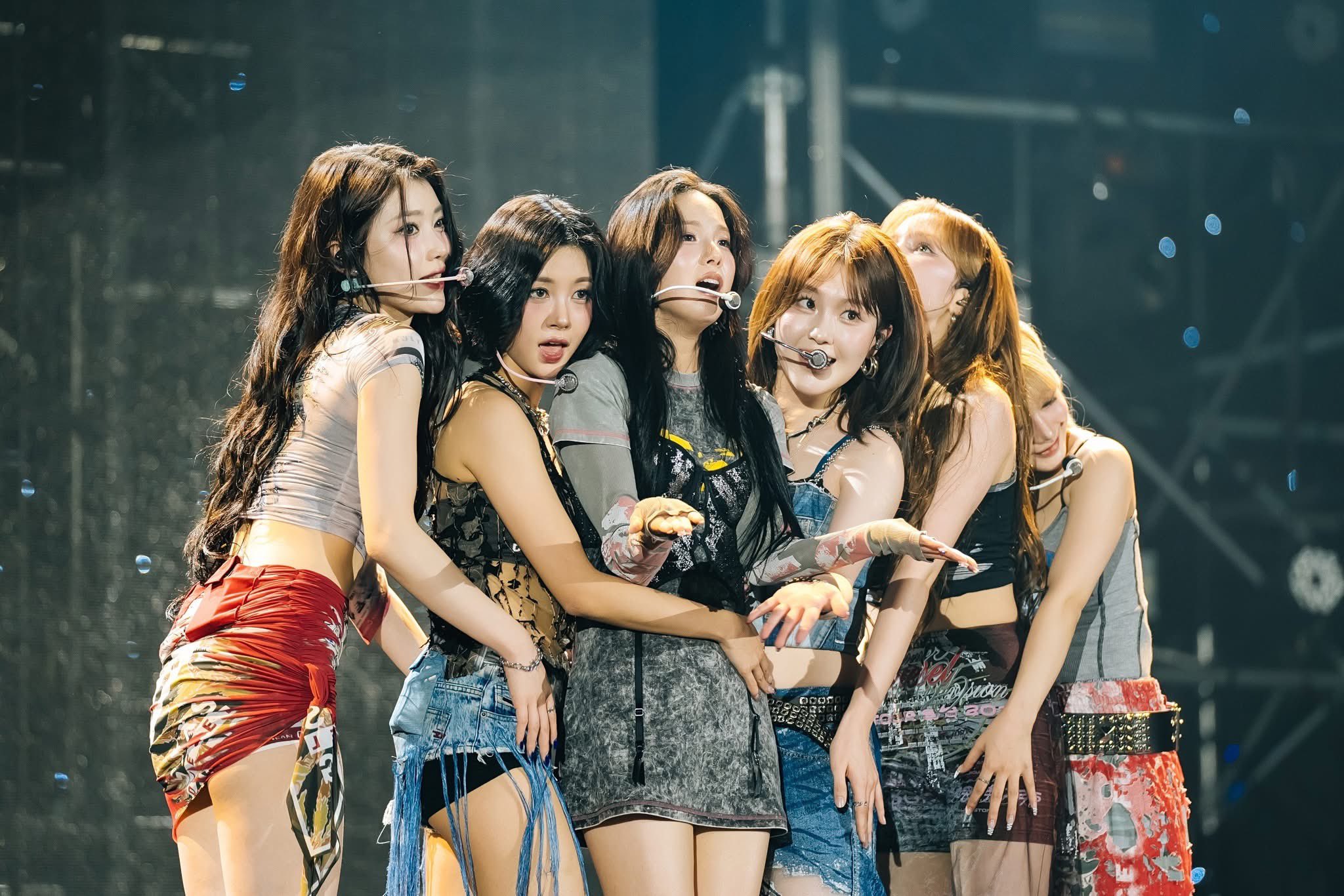 G5D95ISbIAQ70z4?format=jpg&name=large