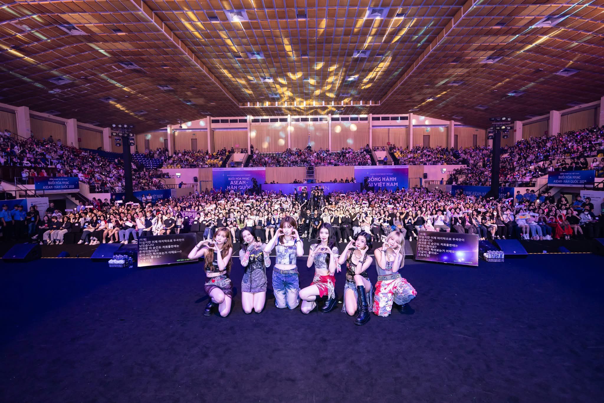 G5D95ITbIAMdKVp?format=jpg&name=large