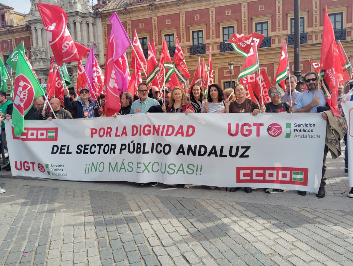 Este 5 NOV nos hemos vuelto a concentrar, exigiendo, como ya hicimos el pasado 30 de octubre que el GOB de <a href="/AndaluciaJunta/">Junta de Andalucía</a>  cumpla con el presupuesto acordado porque es la única forma de garantizar las mejoras salariales y laborales necesarias.

✊Si no, seguiremos en la lucha.