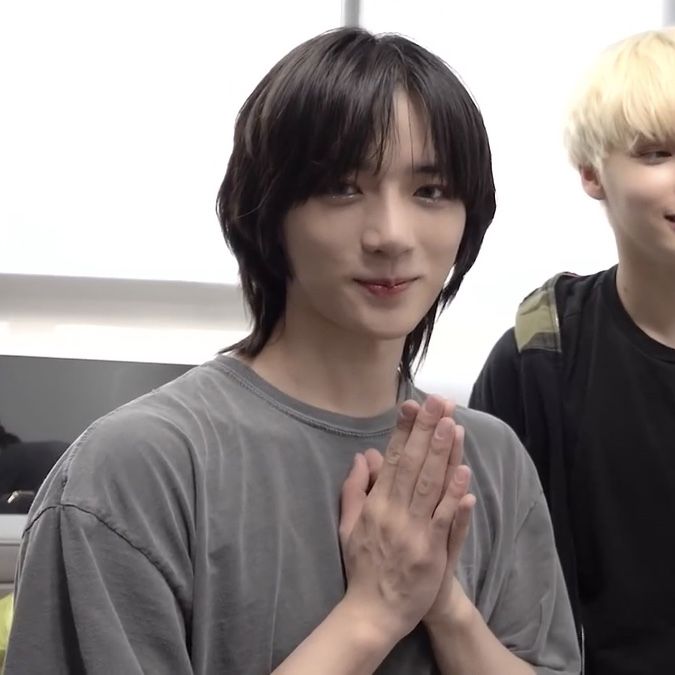 ‼️VOTE DEALS‼️

I’ll cast 700 🗳 for txt

Rules:
– drop your latest voting proof in the replies below with hashtags (make sure it’s new!!)
– min. 450 replies

⏳️ 11/07, 11:59 pm kst

#2025MAMAVOTE #TOMORROWXTOGETHER