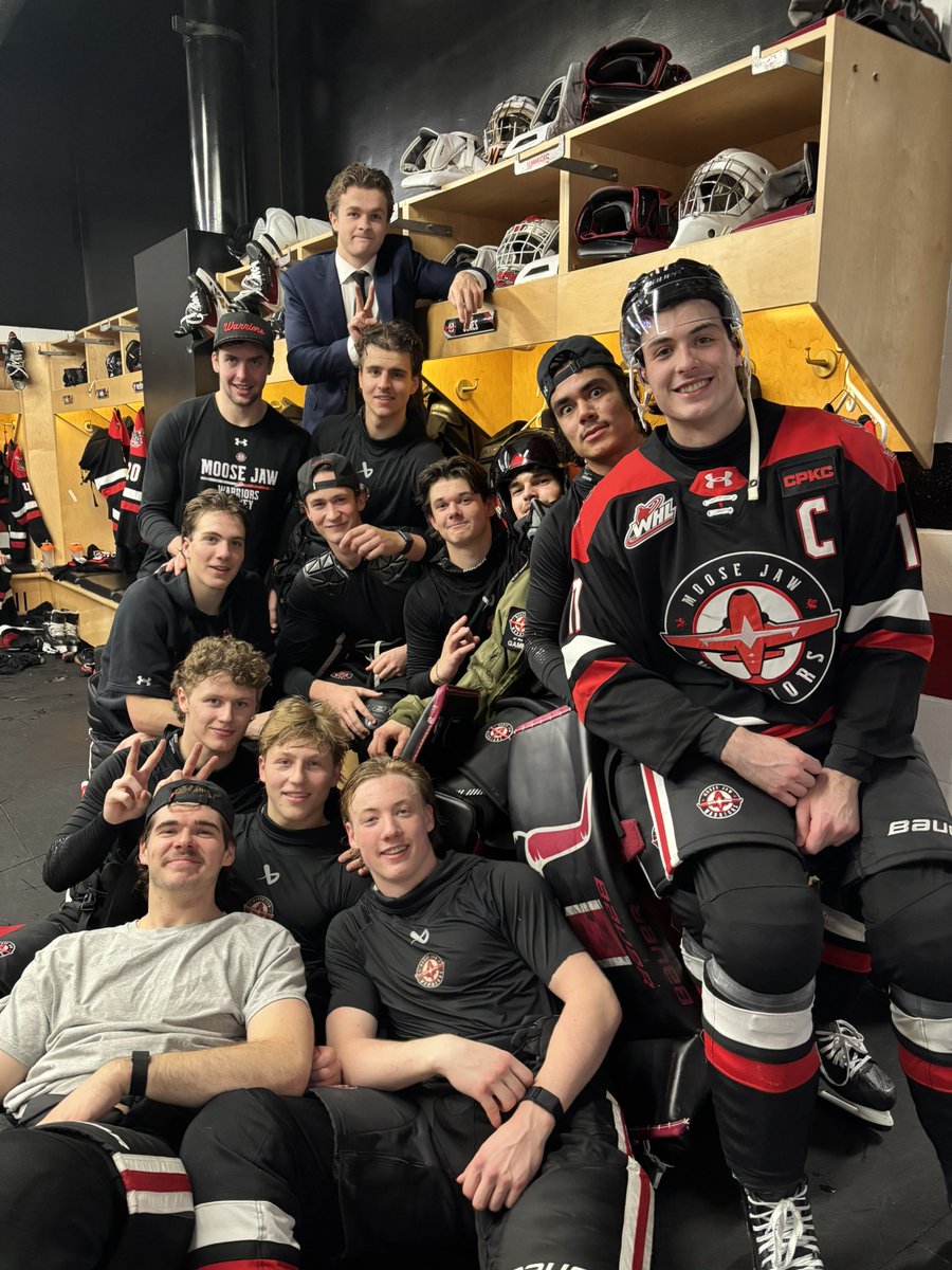 MJWARRIORS's tweet photo. YOUR WARRIOR OF THE GAME. 

Who else but Chase Wutzke with a .925 save percentage in his first win as a Warrior. https://t.co/5SgK5edvSz
