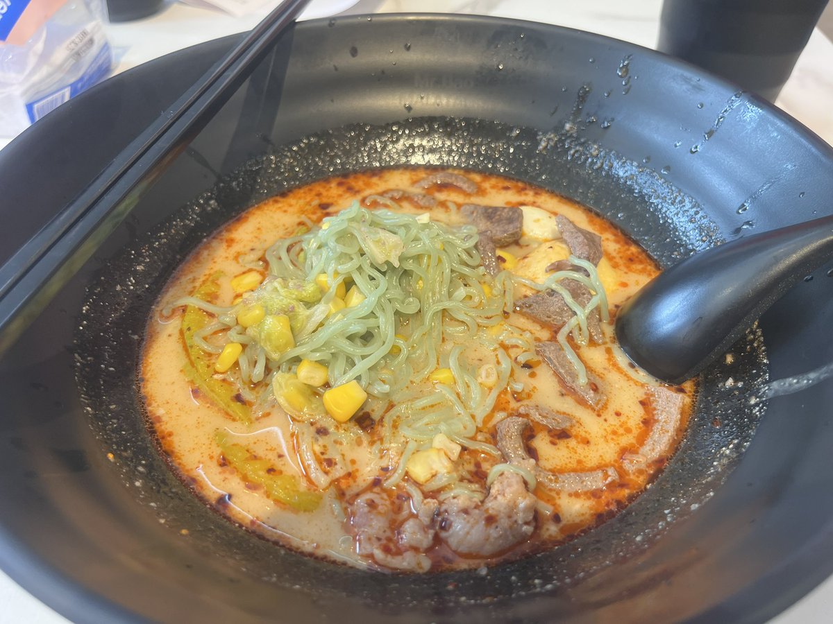 CharmingOfMy's tweet photo. 😋Luch!!! วิถีคนผอม ผอมกี่โมง!!🤭 https://t.co/1Ot4suUvx7