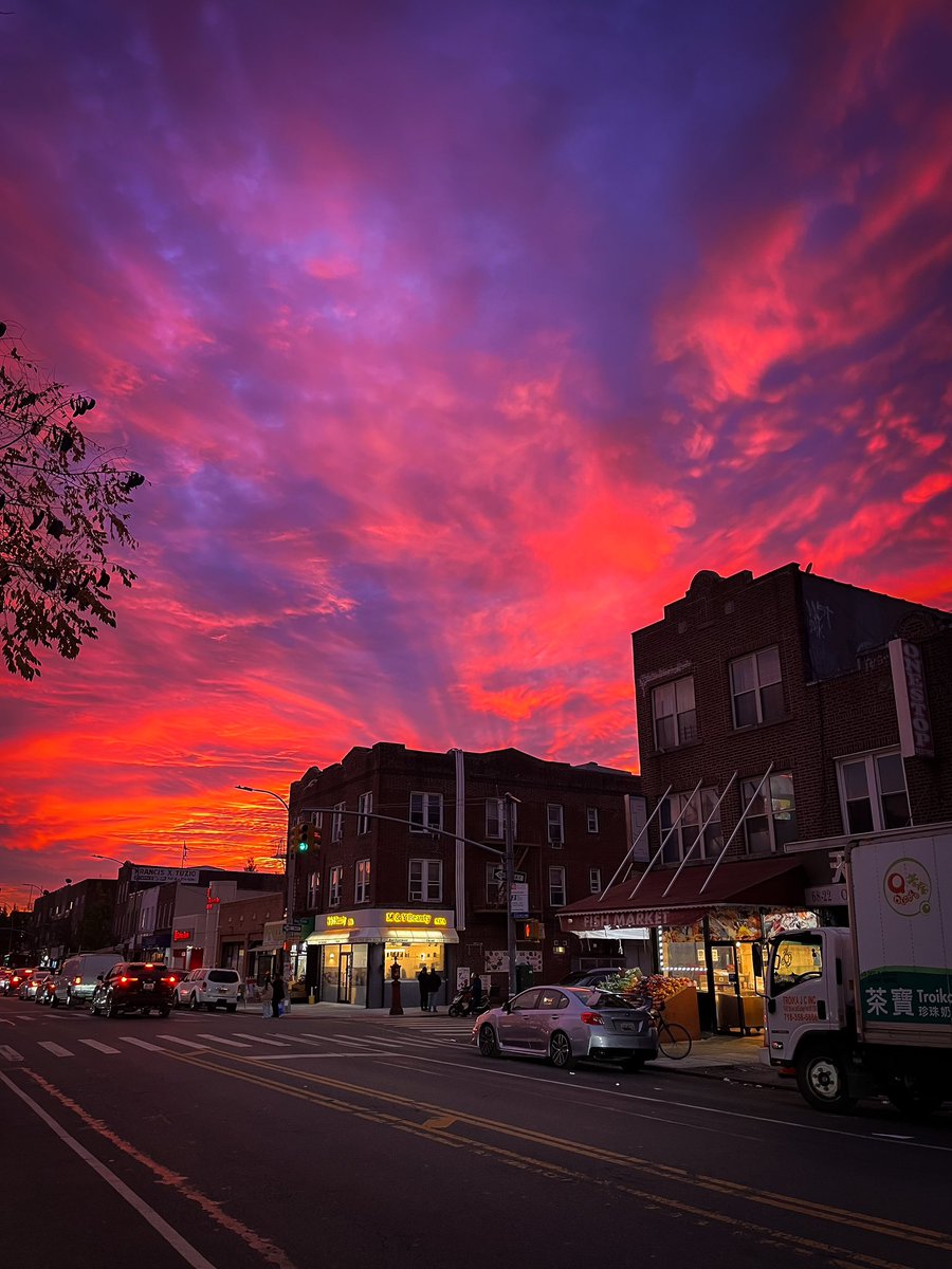 Brooklyn Sunset

.
.

#NY1Pic