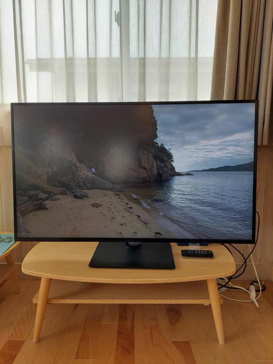 【あと3日 | #大島 新展開紹介| #鴻池朋子 】#瀬戸内国際芸術祭2025

鴻池朋子
《リングワンデルング（映像15分50秒）》
長年閉ざされていた「相愛の道」を、2019年に初めて薮を切り開いて道を開通させた時の、一周1.5kmの道の映像です。

■大島港からのアクセス
→徒歩約3分

■大島港への船便