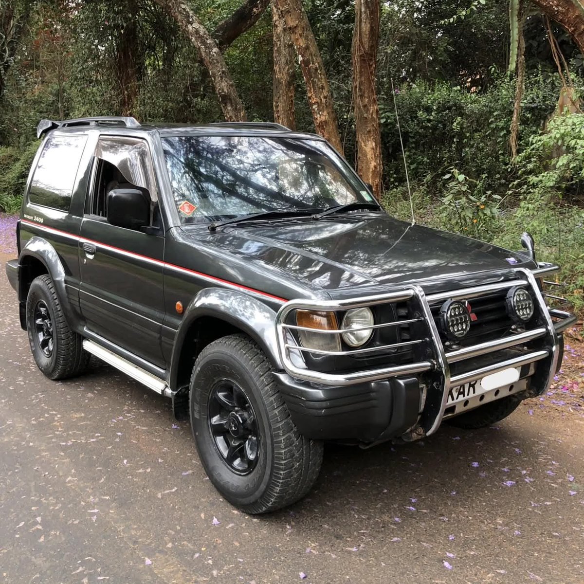 _saginii's tweet image. Mitsubishi Pajero – 1996 Model
2400cc Petrol Engine
5-Speed Manual Transmission 4WD Super Select
Recaro Bucket Seats
Clean Interior
Accident-Free 
Reliable, Adventure-Ready &amp;amp; Well-Maintained SUV
Asking KSh 1,100,000
0701888990

📍 Viewing: off Karen Road, Marula Lane