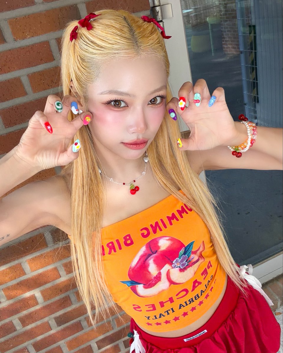 _MiSO_twt's tweet photo. #울산 에서 빛났던 🌈 #Spotlight ✨

#miso #미소 #김미소 #misospotlight https://t.co/5wPBLOFSXR