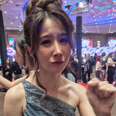 imaFaYo's tweet photo. @TG_982 But she's sooo cute 😻
How about your bitch @Yoko_apasra 
😂😂😂😂😂😂😂 https://t.co/EXQBCZEab4