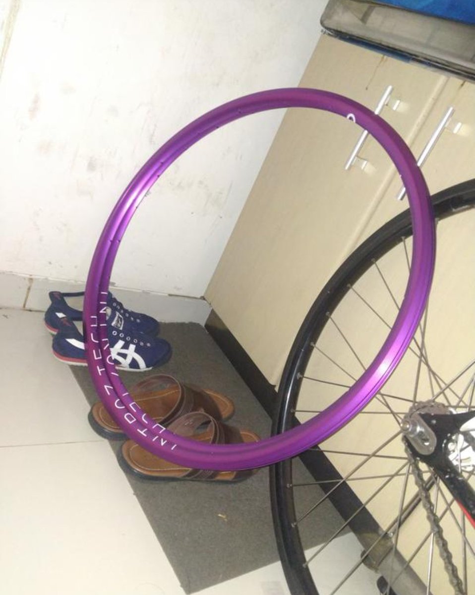 veryanadhitama tweet media