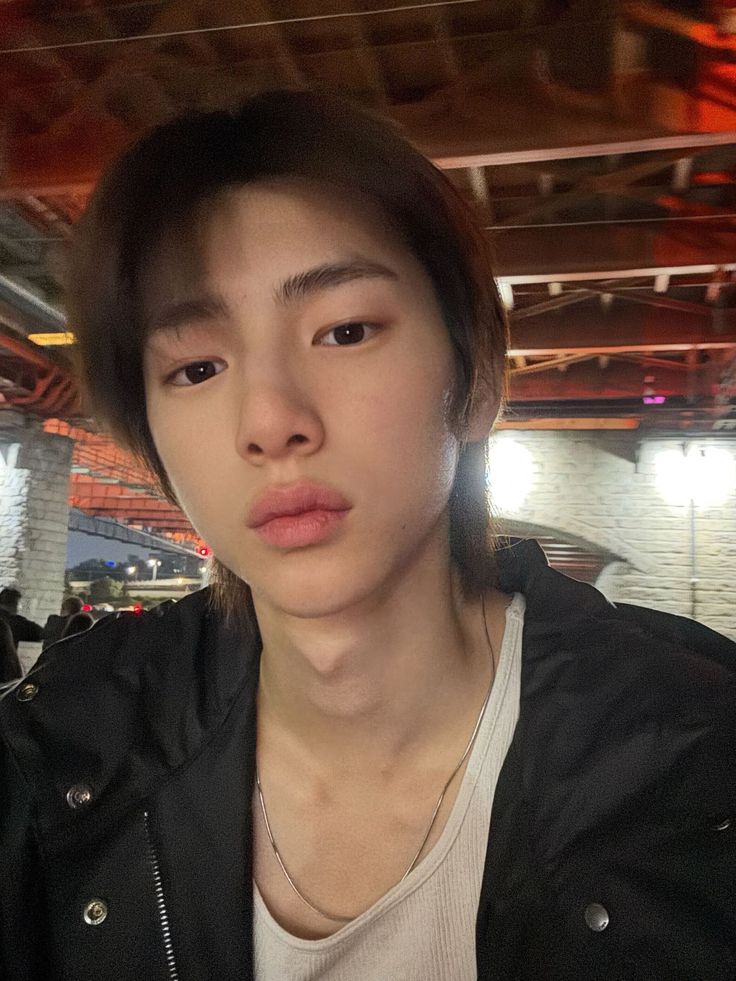 binarilusi's tweet image. ㅤㅤmukanya  ㅤㅤㅤㅤㅤcatetannya