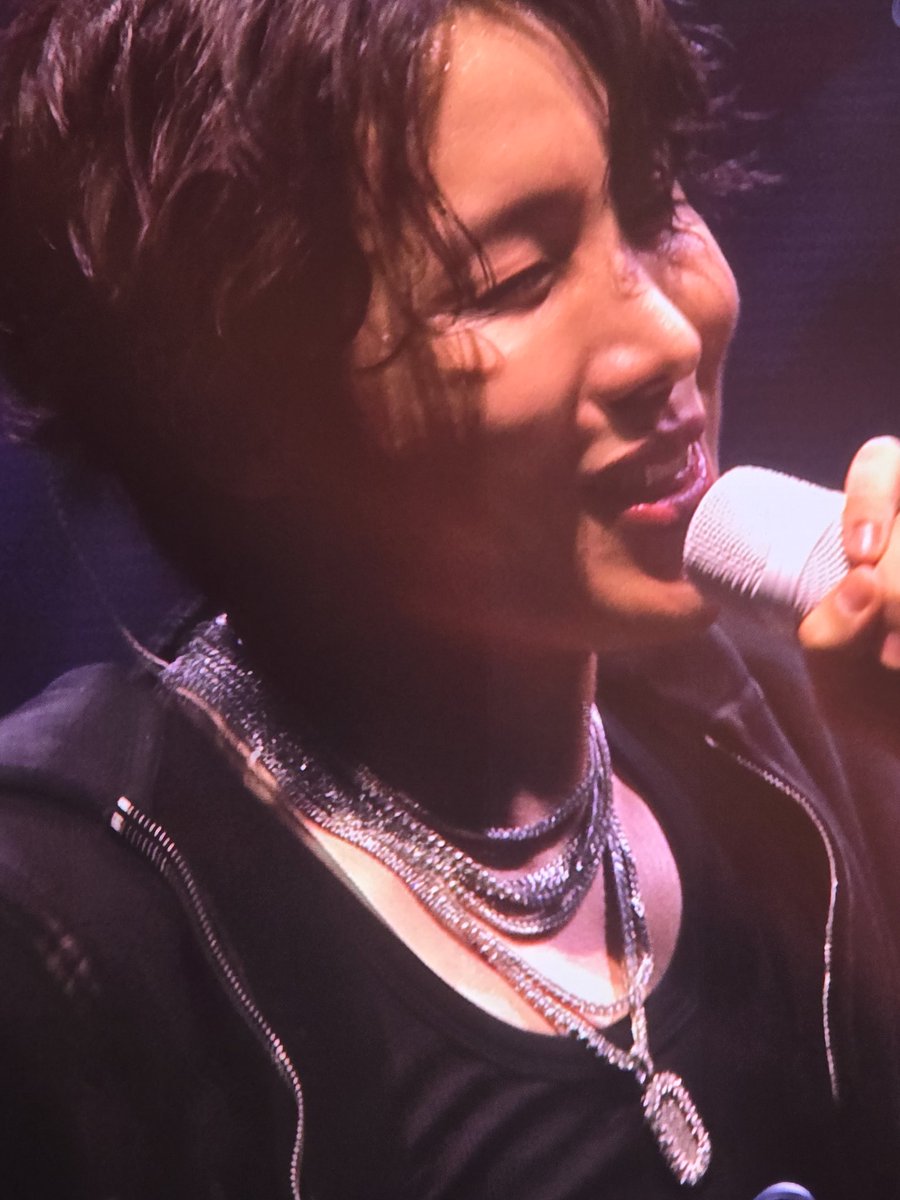 I vote #jhope for #2025MAMAVOTE