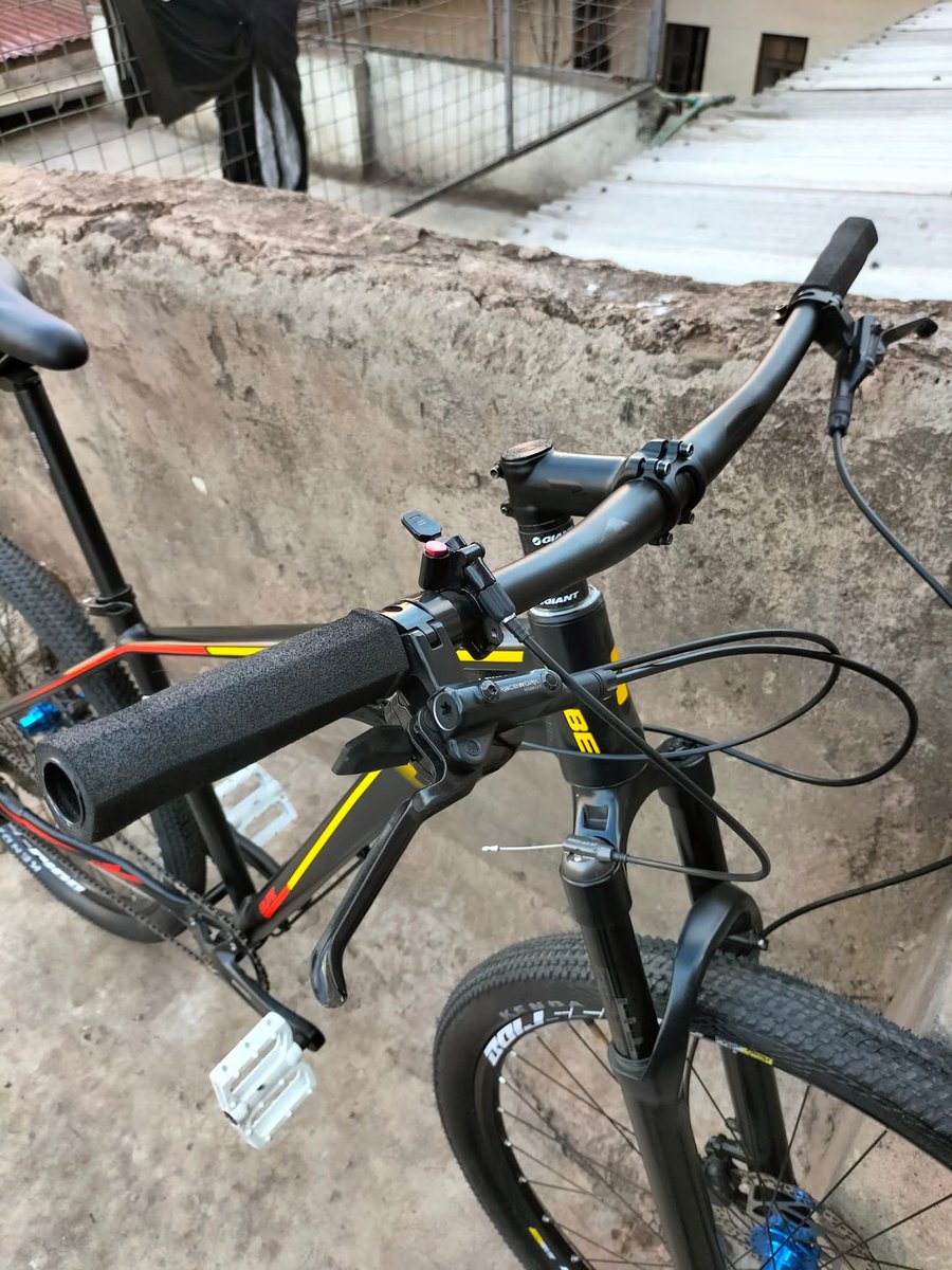 odhiambosuhudu's tweet image. Cube MTB
 ✅For Sale: Cube Bute 29er MTB 
✅Frame: Medium/Large size ✅Groupset: LTWOO 12-speed
✅Brakes: Hydraulic disc brake
Rims:  Mavic 

Price 85k

0725068264
#MightyThanksgiving #kindikiatwork
#IDEI2025ke
#bloodparliament
#RutoMustGo
#MainaAndKingangi #homegroundhomeglory