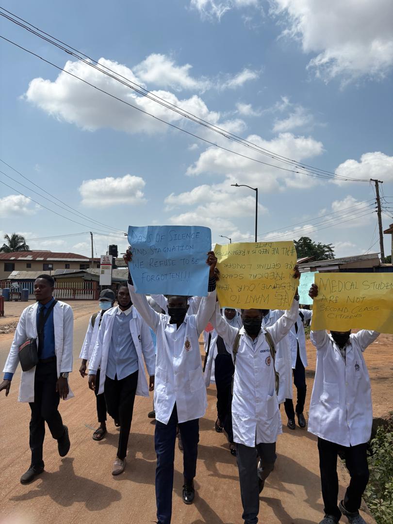 lautechmsa's tweet image. Day 102 Without a Lecture 😭😭✊✊
Medical students at LAUTECH have been out of class for over three months. 
We are calling on the University and Government to resolve this and act now. ❗❗
Our careers and lives are not bargaining chips. 
#JusticeForLAUTECHMed#Lautechmedstrike