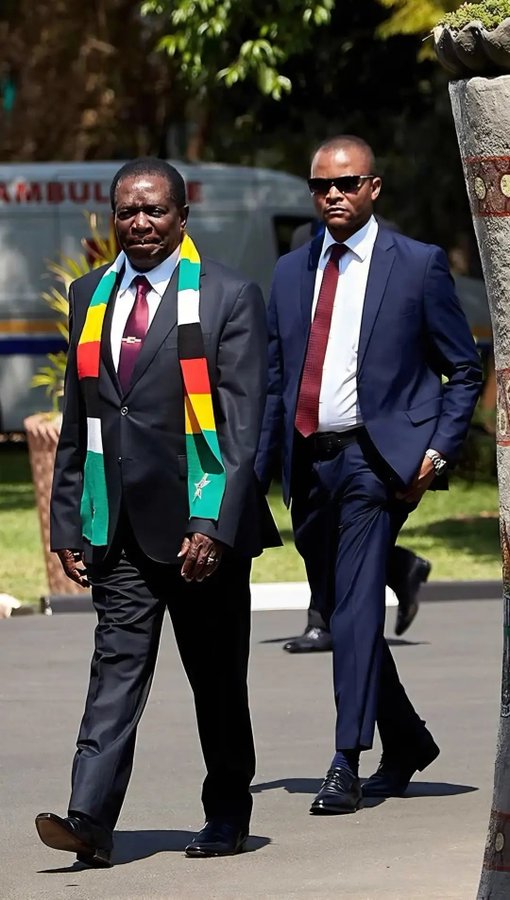 SimangalisoDub5's tweet photo. #Zimbabwe has spoken!
Under the visionary leadership of @edmnangagwa, ZANU-PF stands as the ONLY People's Choice Party. Rooted in liberation, focused on development & unified by a common purpose. Our mandate is clear, our future is bright #ZANUPF #EDPfee #ZimbabweWillProsper https://t.co/nd3PsTDJkc
