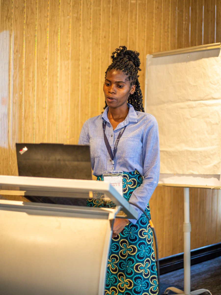 Maren_net's tweet photo. MAREN’s Grace Gausi shared insights on how better data management can drive AI-powered scientific discoveries across Africa.
“Our local efforts are part of a bigger movement toward AI-enabled research.”
#UbuntuNetConnect2025 #MAREN #AI #ResearchData https://t.co/s27ROd8hXM