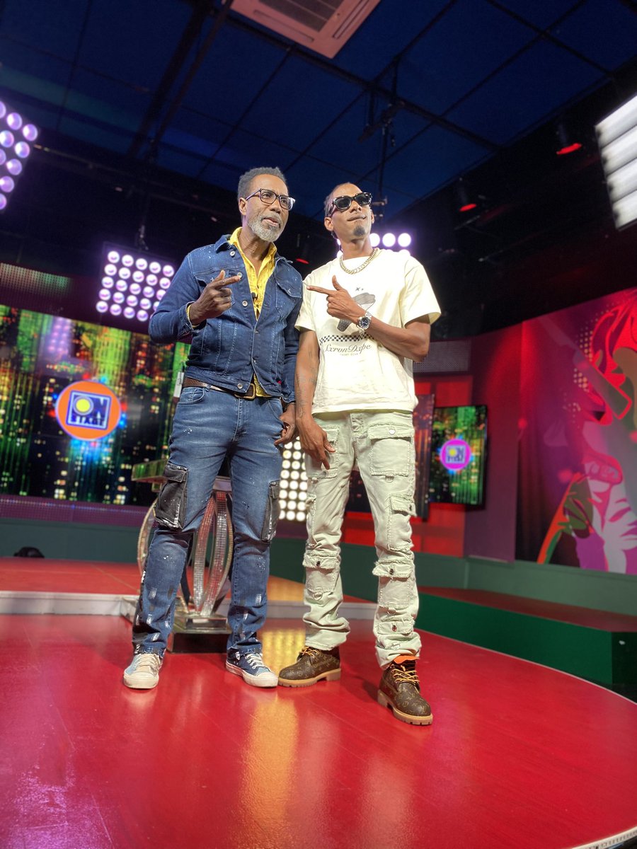 tmo_real's tweet photo. Loading…. @OnstageTV this weekend Jay-A …new video premiere #LoveJamaica #Nato #Gullyside @TEAMREDBLOCK @DAMRudeRecords https://t.co/AtO5E7z3Zn
