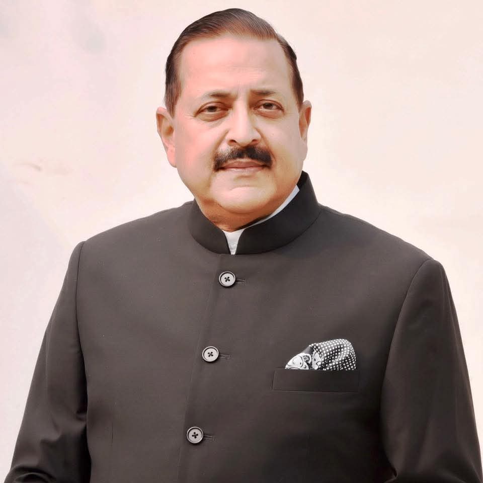 भाजपा के वरिष्ठ नेता एवं केन्द्रीय राज्य मंत्री (स्वतंत्र प्रभार) <a href="/DrJitendraSingh/">Dr Jitendra Singh</a> जी आपको जन्मदिन की हार्दिक बधाई एवं शुभकामनाएं।

ईश्वर से आपके उत्तम स्वास्थ्य एवं दीर्घायु जीवन की कामना करता हूँ।