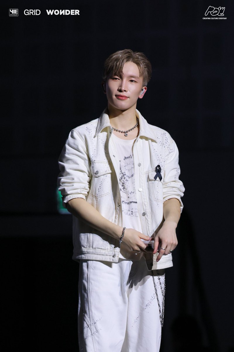 411entertainment tweet media